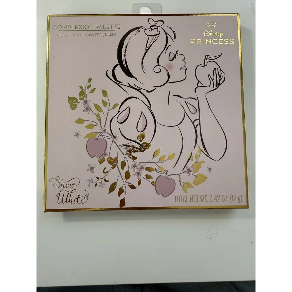 Disney Snow White Makeup Set Eyeshadow Complexion Palette Lip Oil Taste‎ Beauty